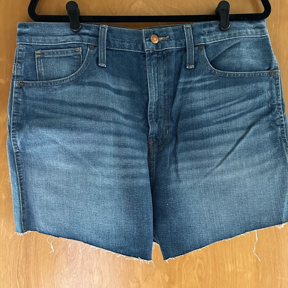 Madewell, the perfect short, ullman wash, size 32,NWT - Picture 6 of 9
